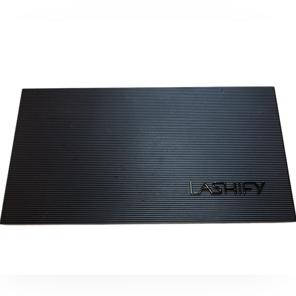 LASHIFY Control Kit - Black - Picture 3 of 3